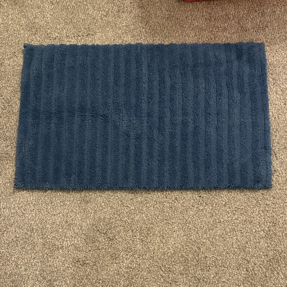 Sonoma Goods For Life Navy Blue Quick-Dry Bath Rug 20x32